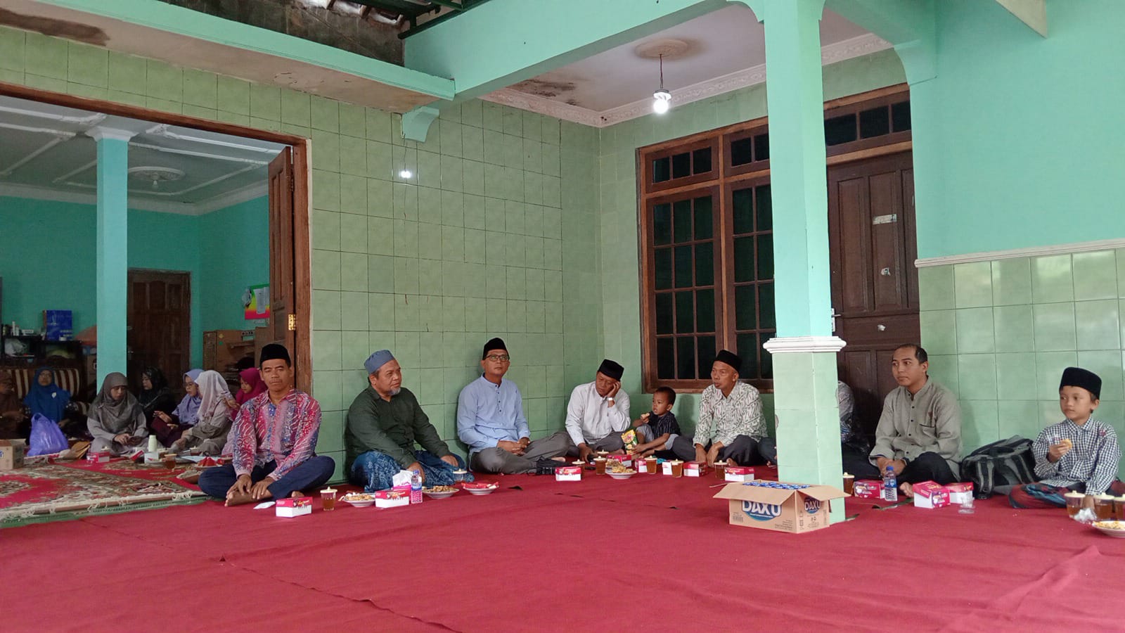 Pengajian Dharma Wanita MTsN 1 Sleman Pererat Silaturahmi Keluarga Besar