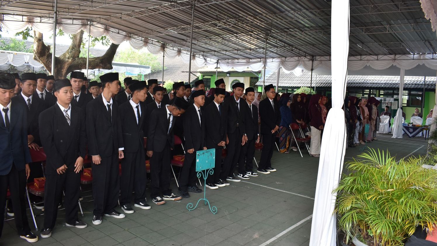 Akhirussanah Kelas IX MTsN 1 Sleman Diwarnai Apresiasi Akademik dan Tahfid