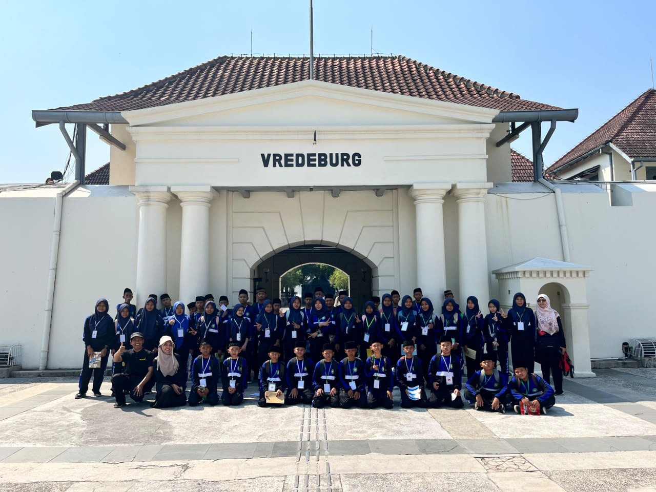 Belajar Sejarah dari Diorama, Murid MTsN 1 Sleman Telusuri Perjuangan Bangsa di Benteng Vredeburg