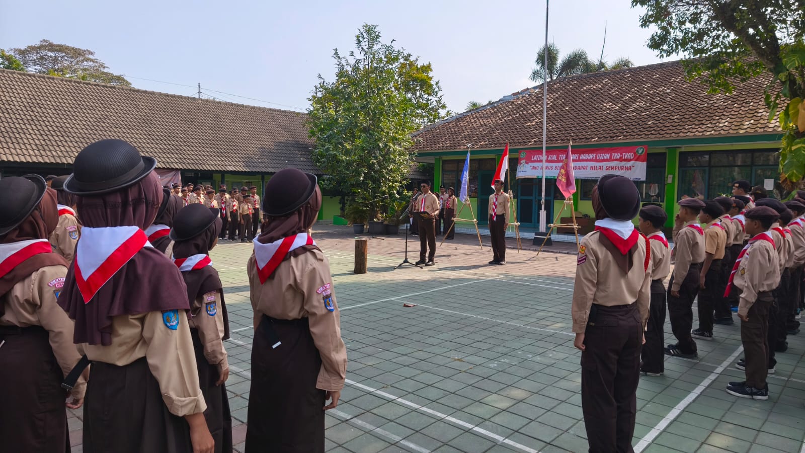 Orientasi Penggalang Pramuka Bekali Murid Baru MTsN 1 Sleman dengan Karakter dan Kemandirian