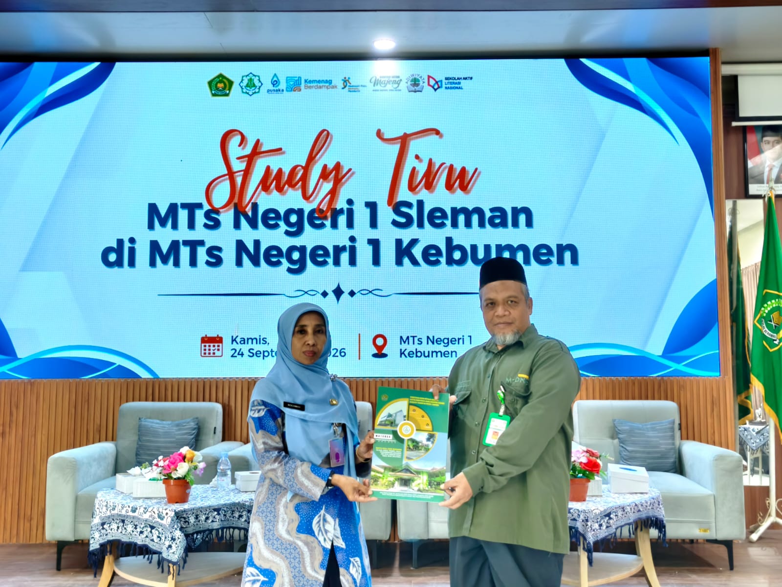 MTsN 1 Sleman Gali Praktik Baik melalui Studi Tiru ke MTsN 1 Kebumen