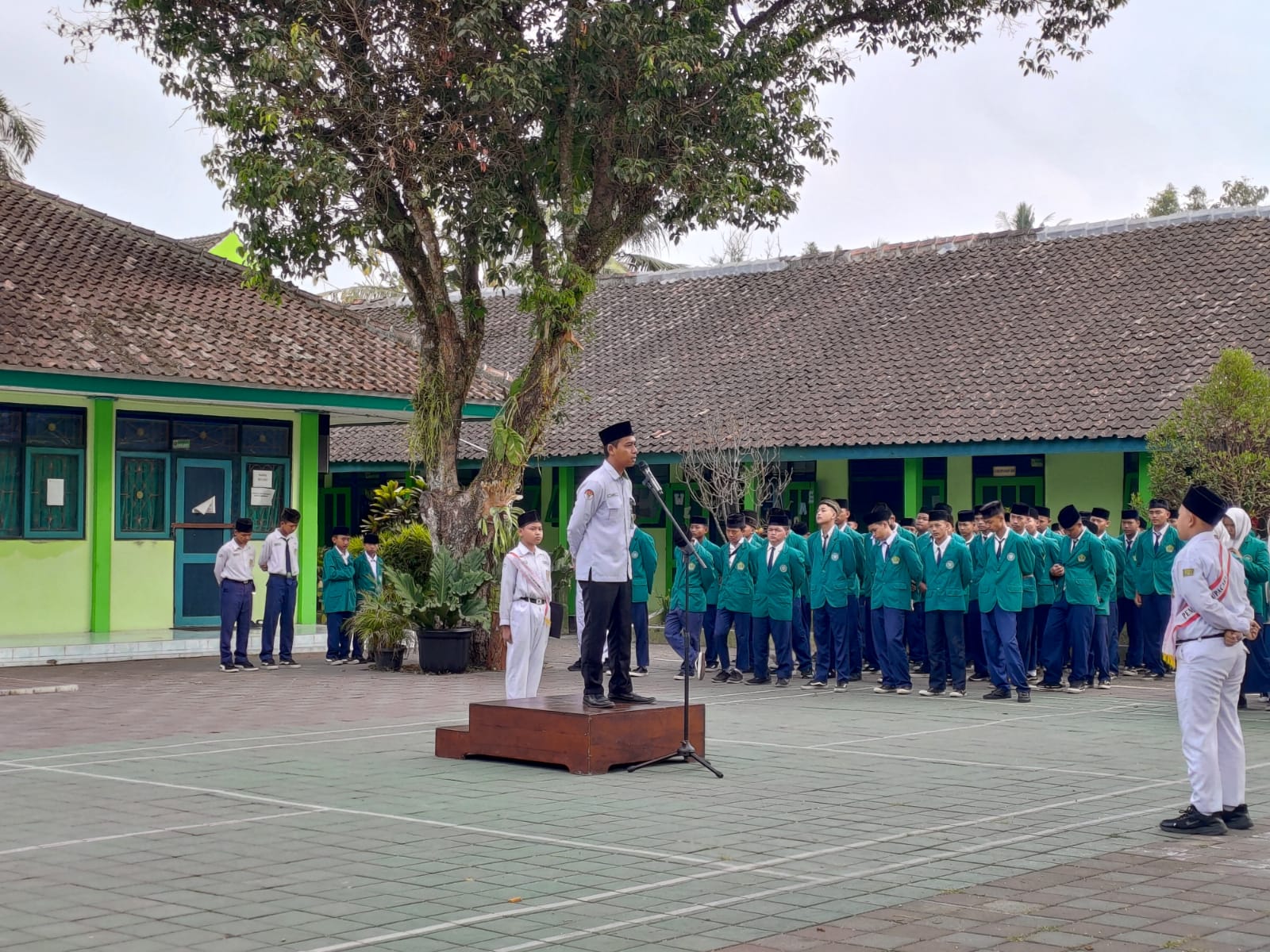 Cegah Influenza, Murid MTsN 1 Sleman Diingatkan untuk Jaga Kesehatan